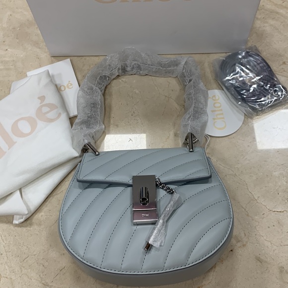 CHLOE MINI DREW CALF LEATHER CROSSBODY W/SILVER TONE JEWELRY CHAIN IN AIRY GREY - Picture 2 of 16